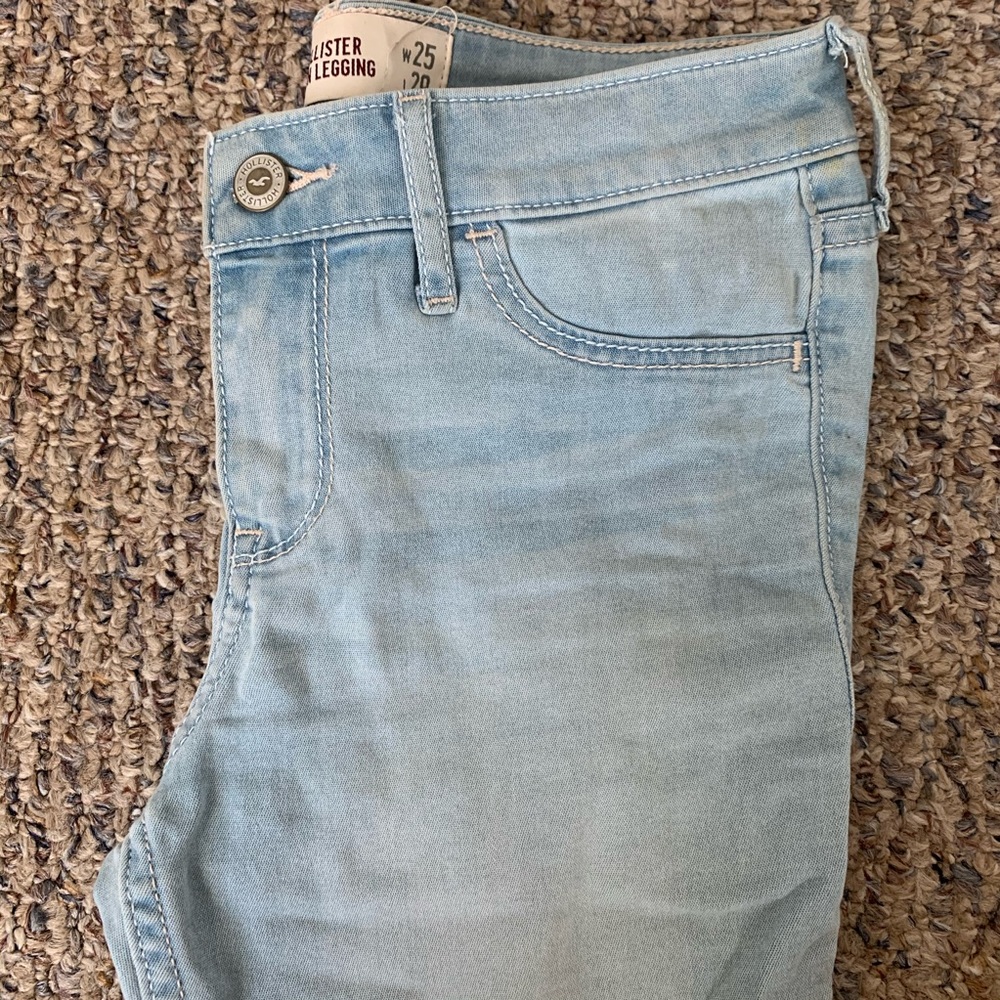 hollister lightwash jean jeggings